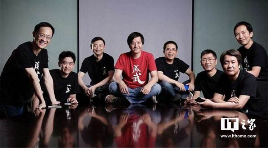 雷军：周受资任小米高级副总裁，联合创始人周光平和黄江吉离职