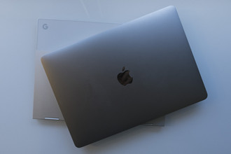如何使廉价的Chromebook看起来像是高价MacBook