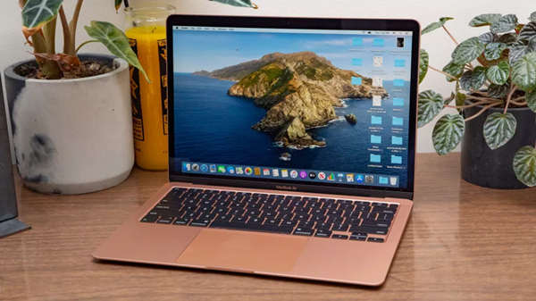 带有ARM芯片的新款MacBook可能在短短几周内首次亮相