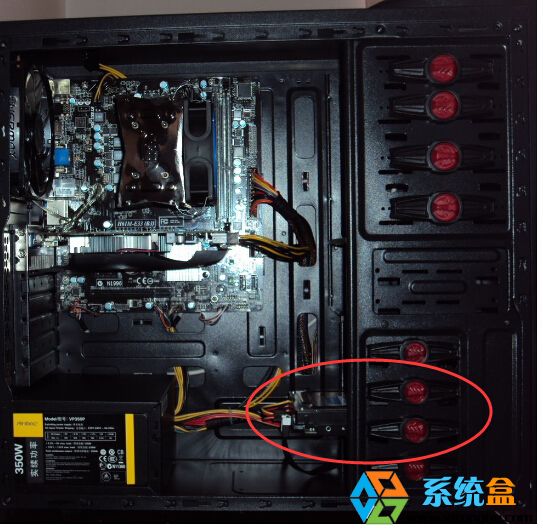 Win7系统电脑开机屏幕无显示怎么取出资料？