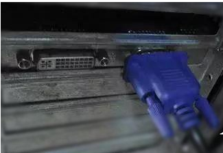 win7开机黑屏进入不了系统怎么解决