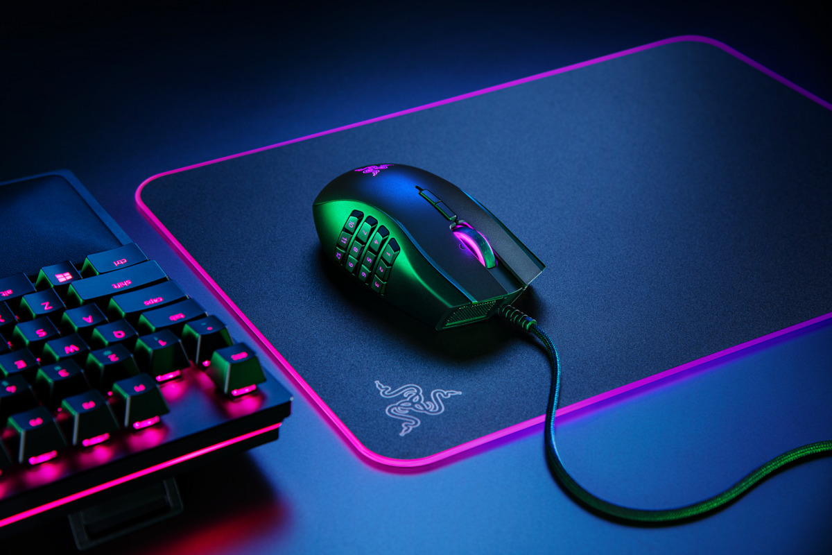 Razer在Left-Handers Day推出了左撇子Naga游戏鼠标