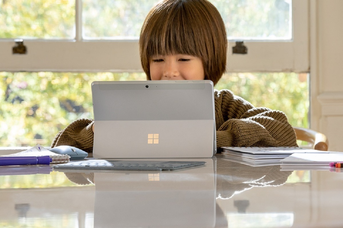 微软的Surface Go 2首次亮相：性能超群的超便携平板电脑