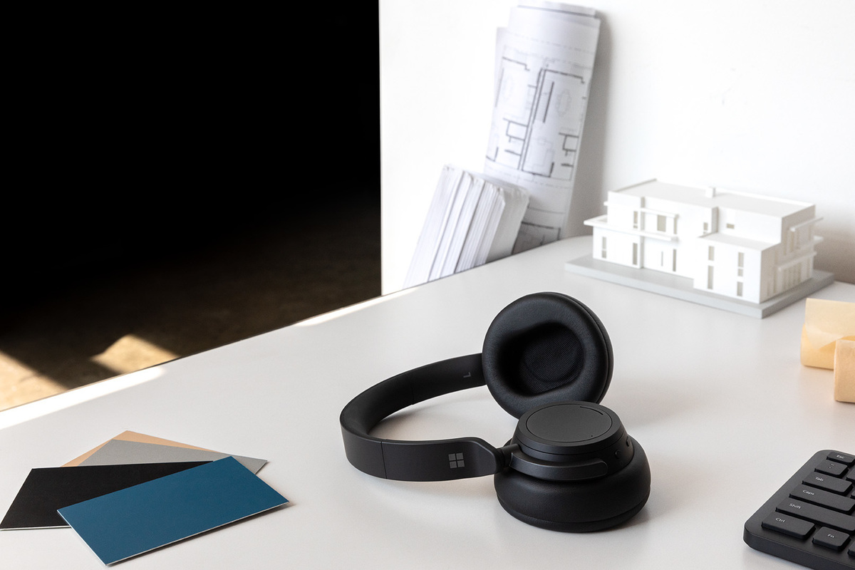 微软推出Surface Book 3和Surface Go 2，新的Surface Dock和Surface Headphones 2(8)