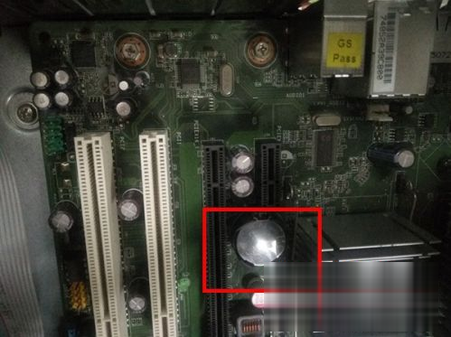 为什么显示屏不亮 主机亮了显示器无信号如何修复(4)