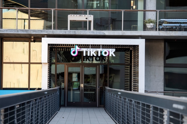 TikTok将添加一个闪烁的图像过滤器