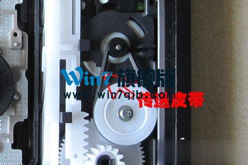 电脑光驱弹不出来的解决方法