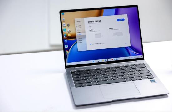 不愧旗舰之名，全球首批预装Win11 荣耀MagicBook V 14即将首销