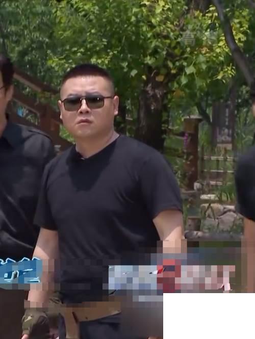 爱奇艺最新版本下载_隐藏右上角爱奇艺图标